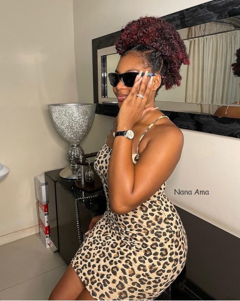 Scammer With Photos of Nana Ama _kwansimah 33909