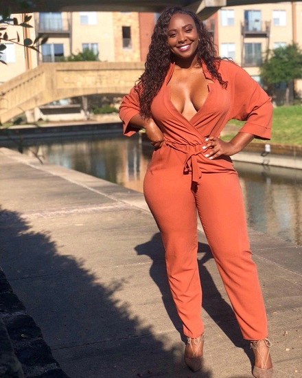 Scammer with photos of  Briana Bette 3444