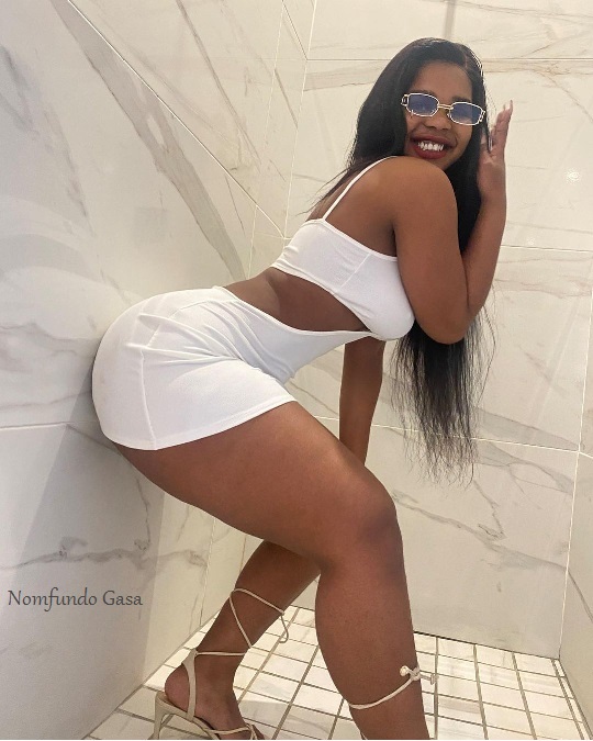 Scammer With Photos Of Nomfundo Gasa 38198