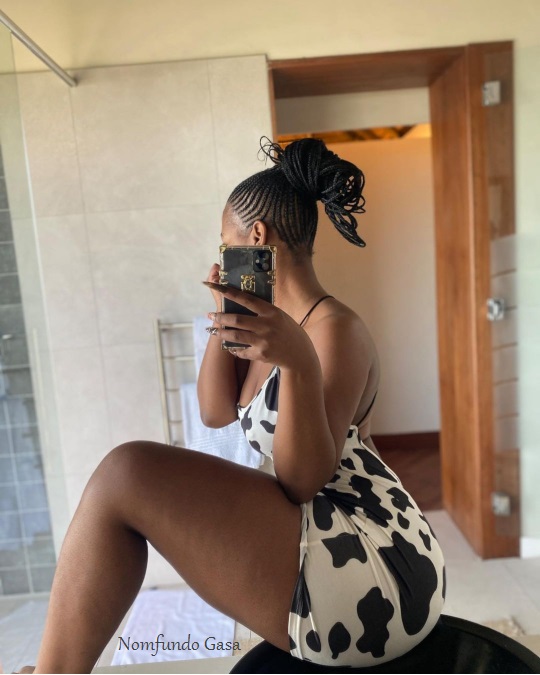 Scammer With Photos Of Nomfundo Gasa 41417