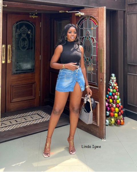 Scammer With Photos of Linda Igwe 42074