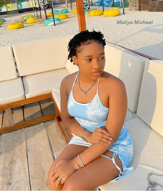 Scammer With Photos of Maliya Michael 42193