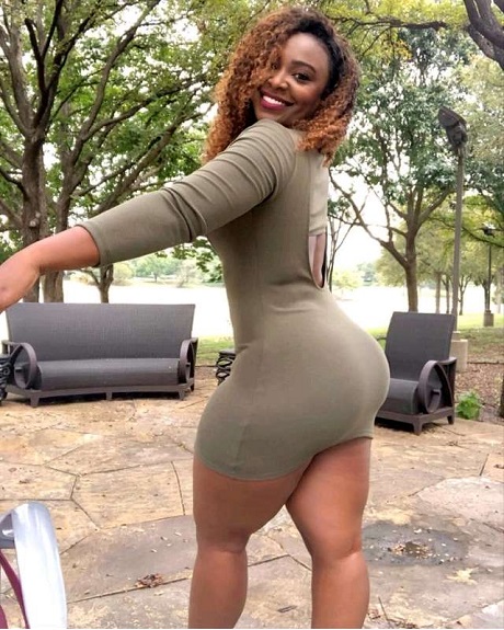 Scammer with photos of  Briana Bette 5125