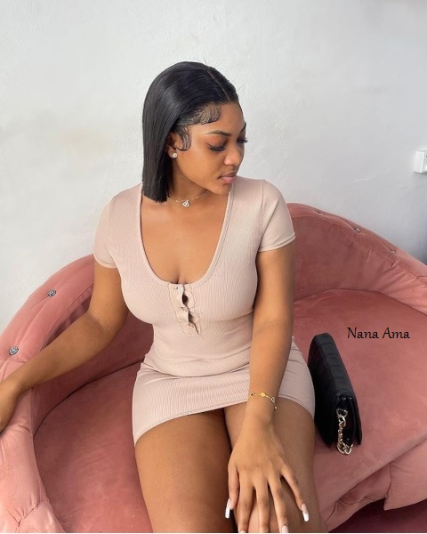 Scammer With Photos of Nana Ama _kwansimah 73359