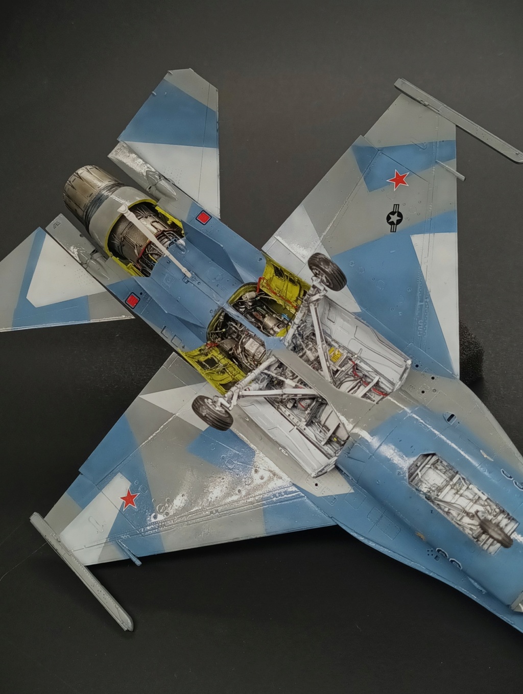 [Kinetic] 1/48  - McDonnell F/A-18A+ Hornet- VFC 12   / Double  [Tamiya] General Dynamics F-16C Fighting Falcon - 64th AGRS  1/48  - Aggressor - Page 4 20240225