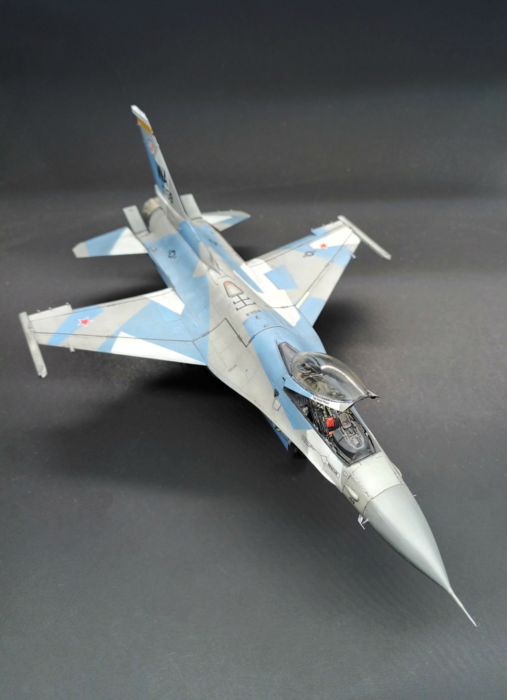 [Tamiya] General Dynamics F-16C Fighting Falcon - 64th AGRS  (Aggressor)  1/48 20240331