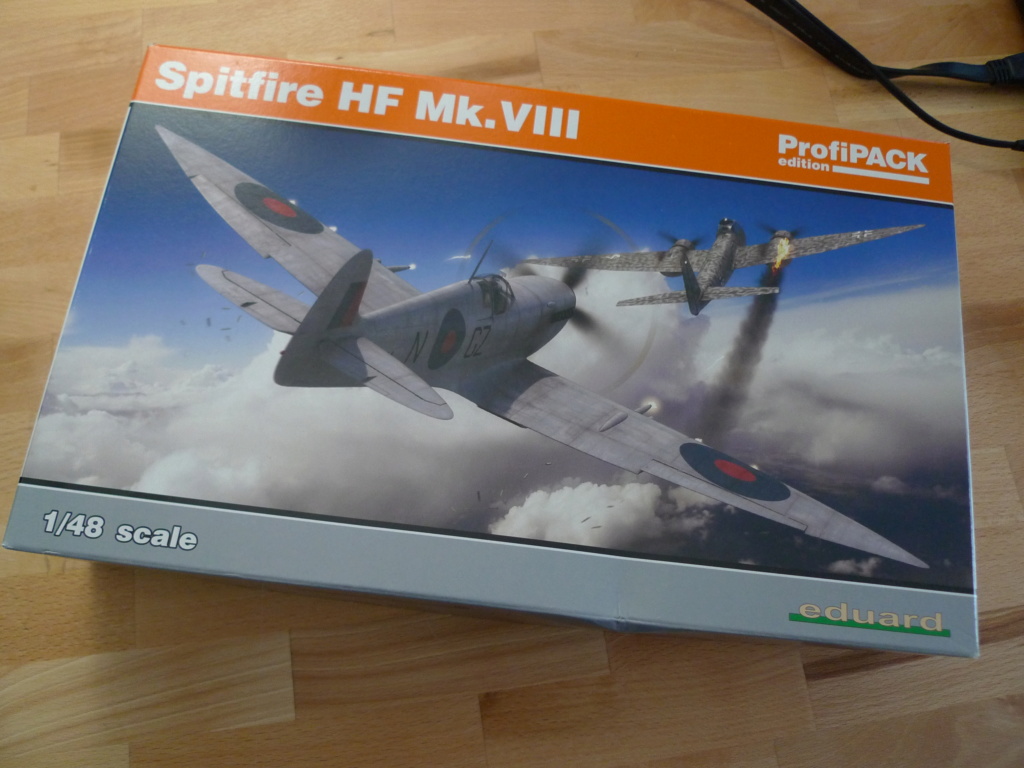 Spitifire HF Mk.VIII Eduard 1/48 Profipack  L1070910