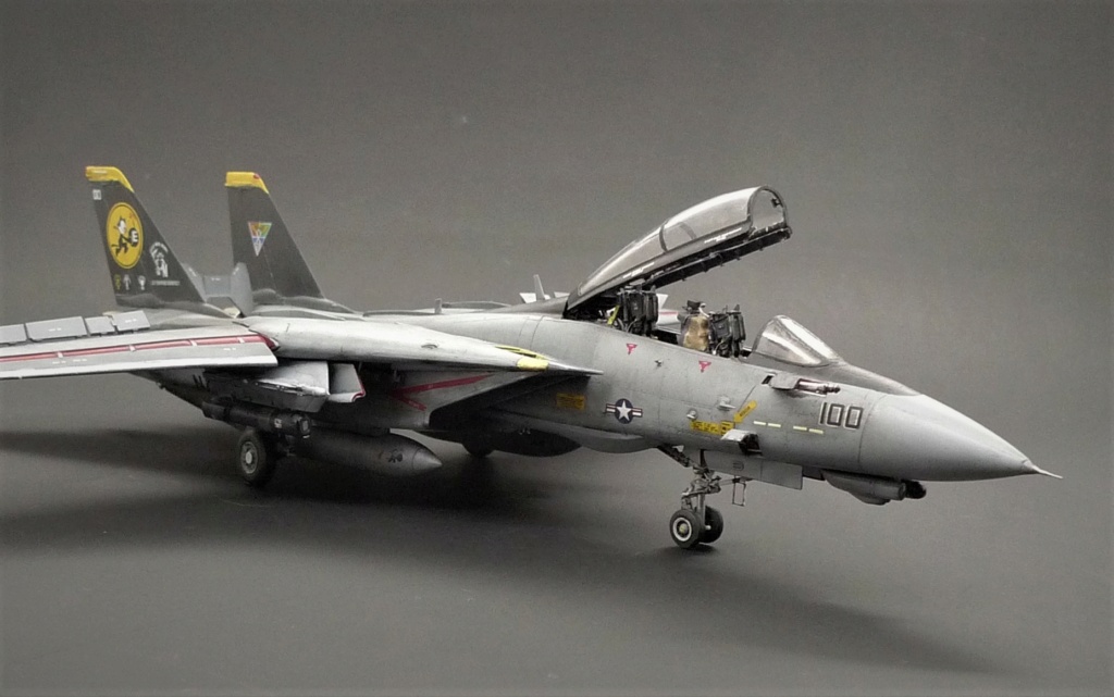 [GWH] 1/72 - Grumman F-14D Tomcat  VF31   L1110844