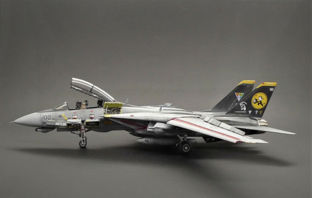 [GWH] 1/72 - Grumman F-14D Tomcat  VF31   L1110845