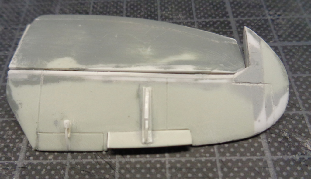 Spitfire Mk.22/24 (Revell 1/32°) par TENEZE Alain - Page 2 Dsc04646
