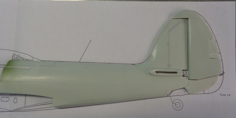 Spitfire Mk.22/24 (Revell 1/32°) par TENEZE Alain  - Page 2 Dsc04720