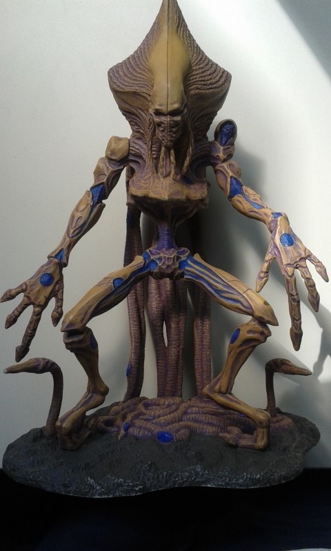 Figura Alien Exoesqueleto de iD4 812