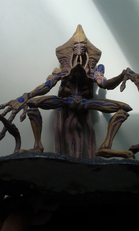 Figura Alien Exoesqueleto de iD4 912