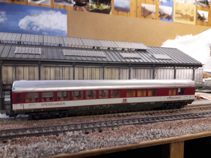 Mes voitures voyageurs, restaurants et fourgons par BB15030. A3317