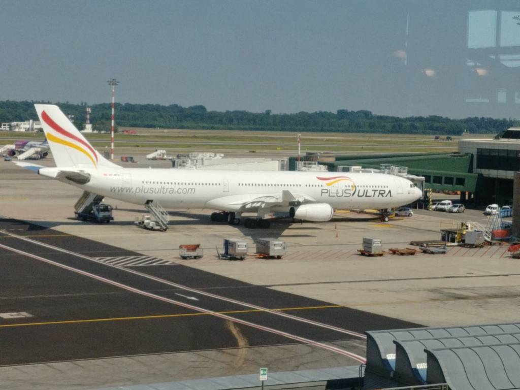 Plusultra 77fe8f10