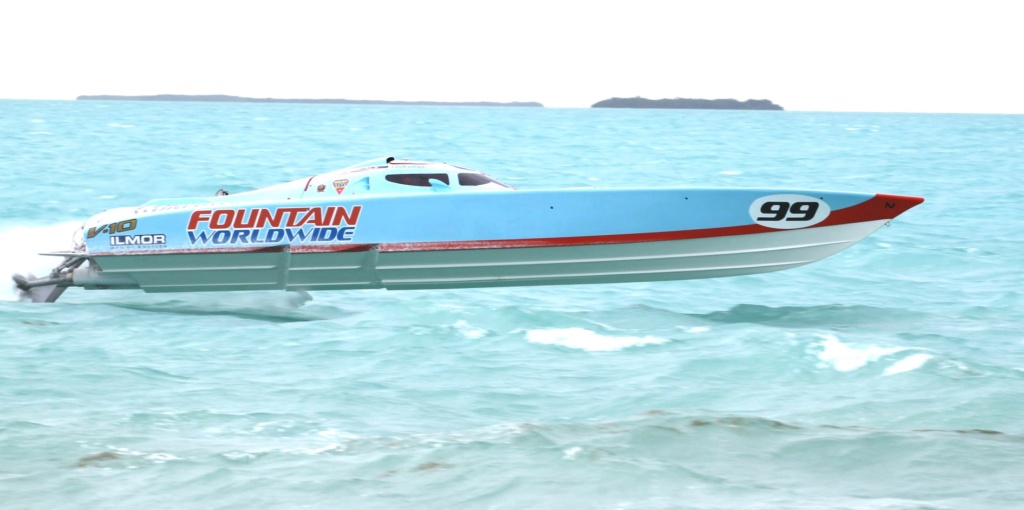 Projet FOUNTAIN Power boat Lightning 42 "Interceptor" Sans_t12