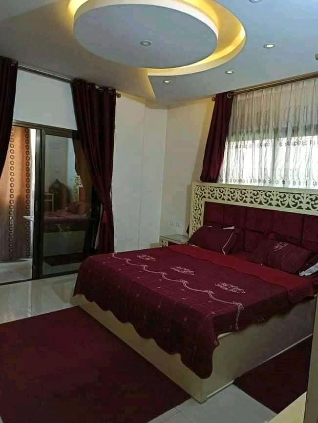 شقة سوبر ديلوكس 200 متر صافى  الطابق الاول غربي جنوبي غزة الرمال -منتزه البلدية  20537510