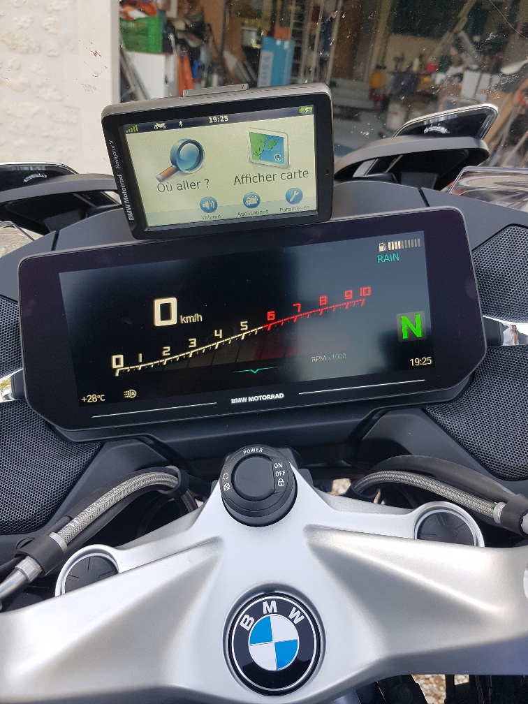 Fixation GPS sur R1250RT 2021 Gps_po12