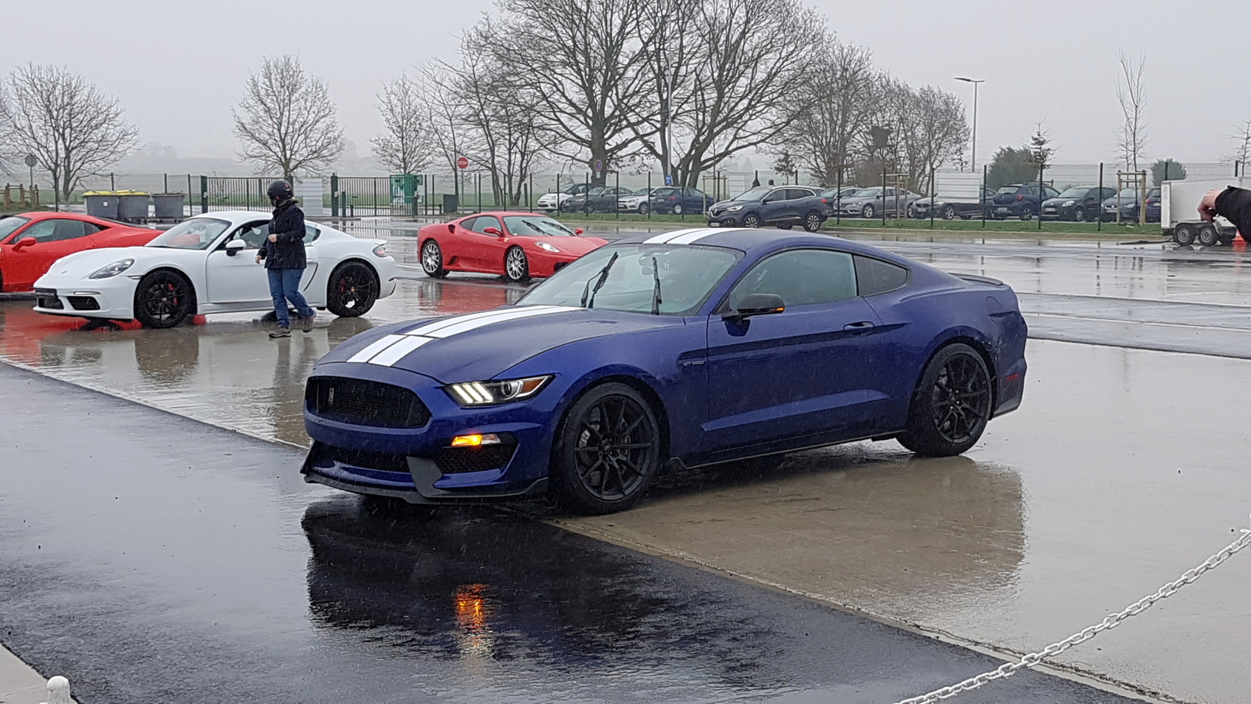 Un petit après midi pluvieux au circuit de Clastres 20200238