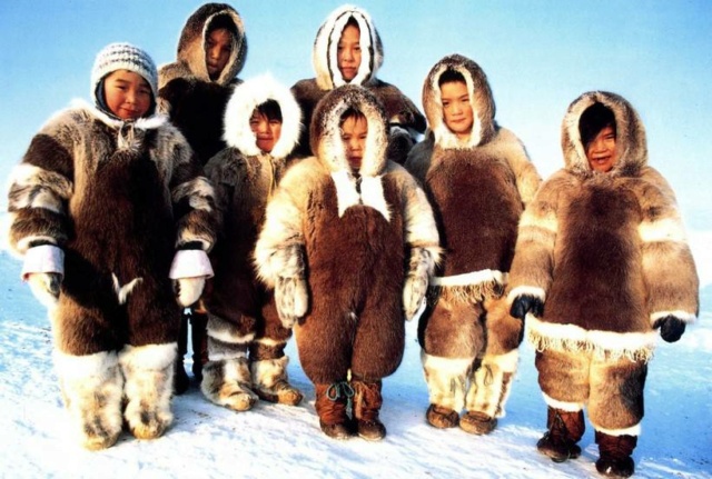 Народы мира: эскимосы Phot1756