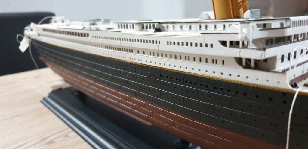 titanic  https - modellistinavali forumattivo com - Academy Titanic 1:400 - Pagina 3 Chiusa10