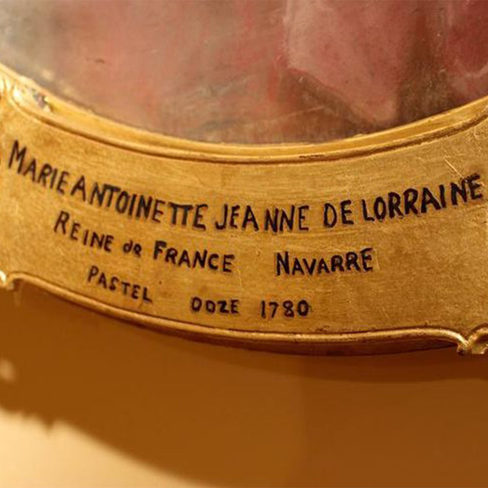 Marie-Antoinette par Geneviève Navarre Signed10