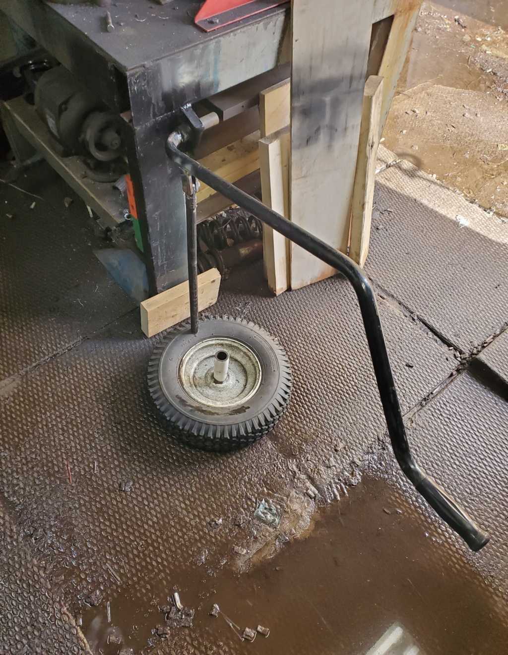 DIY : Tire Bead Breaker!  20220556