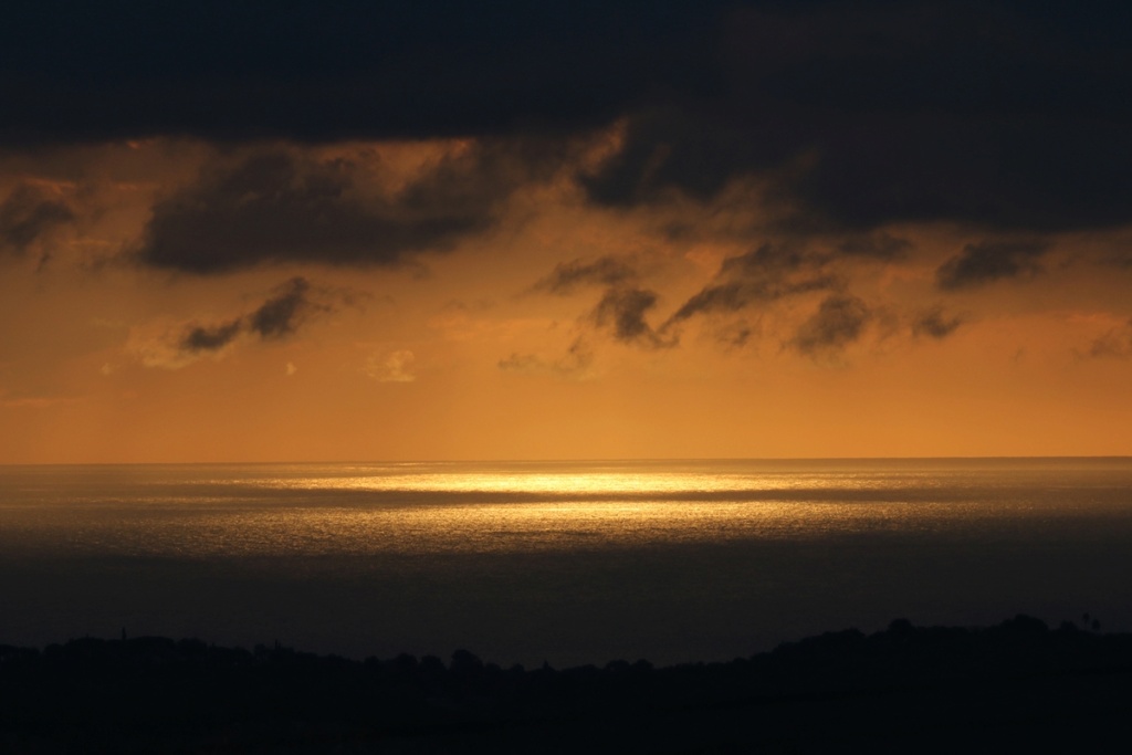 lever de soleil sur la mer Img_4810