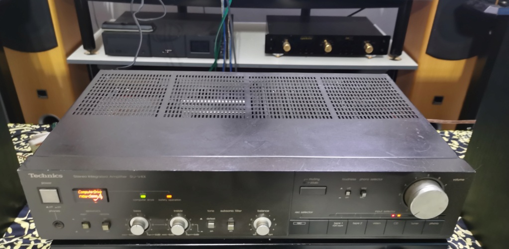 Technics SU-V4X Stereo Integrated Amplifier Img_2018