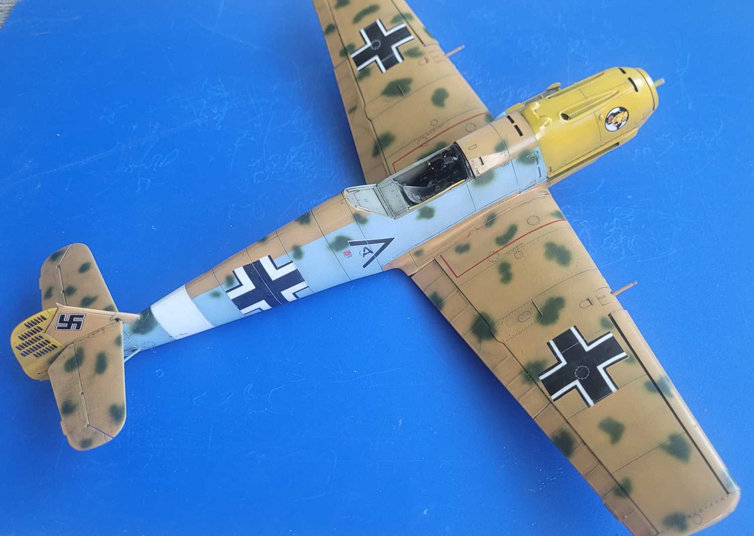 [HGW Models] 1/32 - Messerschmitt Bf 109 E-7 Trop  (bf109) - Page 2 037-pa10