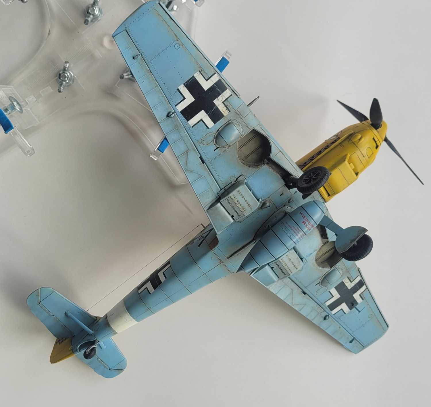 [HGW Models] 1/32 - Messerschmitt Bf 109 E-7 Trop  (bf109) - Page 2 045-we10