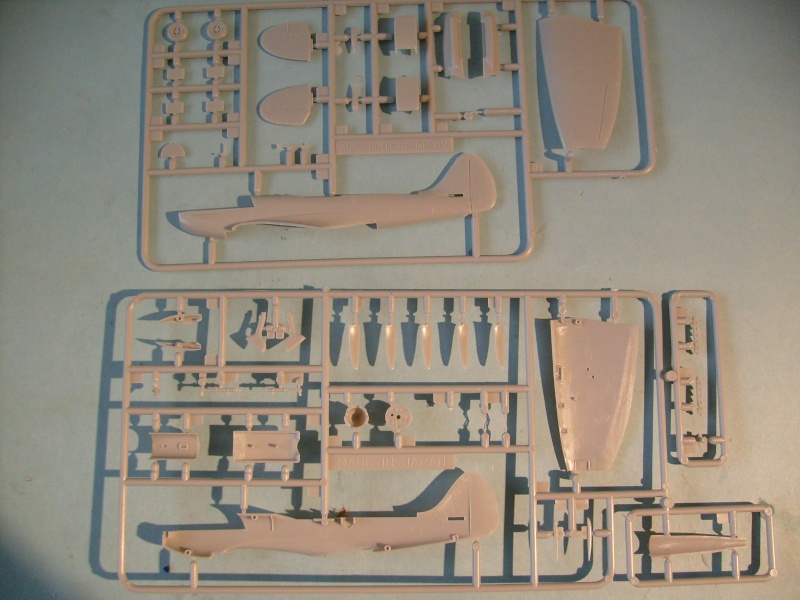 [FUJIMI] SUPERMARINE SPITFIRE FR MK XIV E 1/72ème Réf 72005 (C13) S7302867