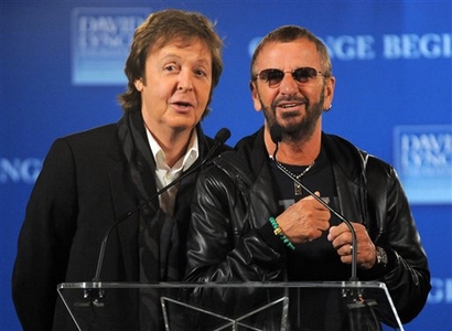 ringo - Paul et Ringo reprennent le chemin des studios d'enregistrement...ensemble! Capt_210