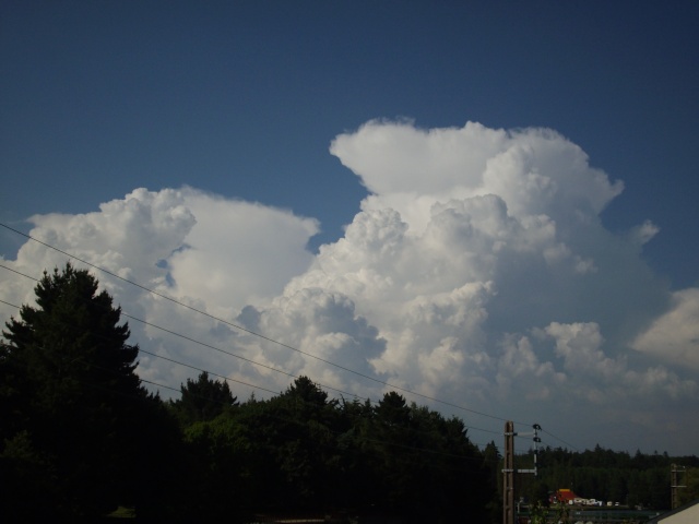 Mes photos des cumulonimbus du 1er juillet 2009 Imgp1511