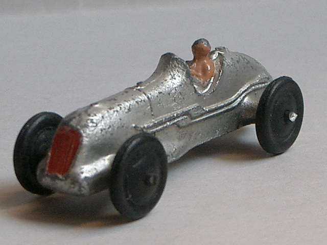 35 Small Cars Dinky102