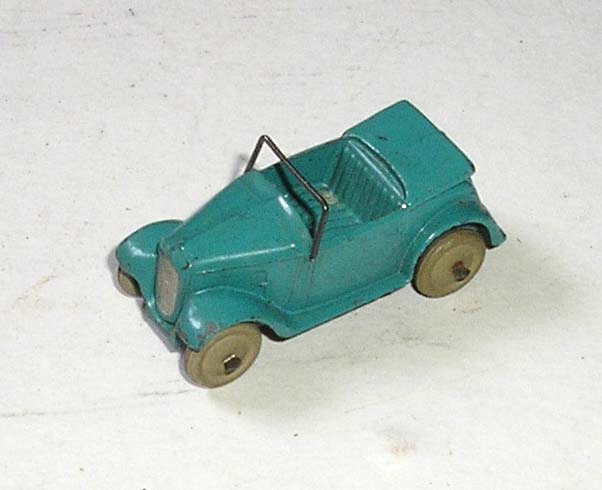 35 Small Cars Dinky_95