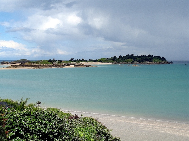 L'île des Ebihens depuis la côte Abihen10