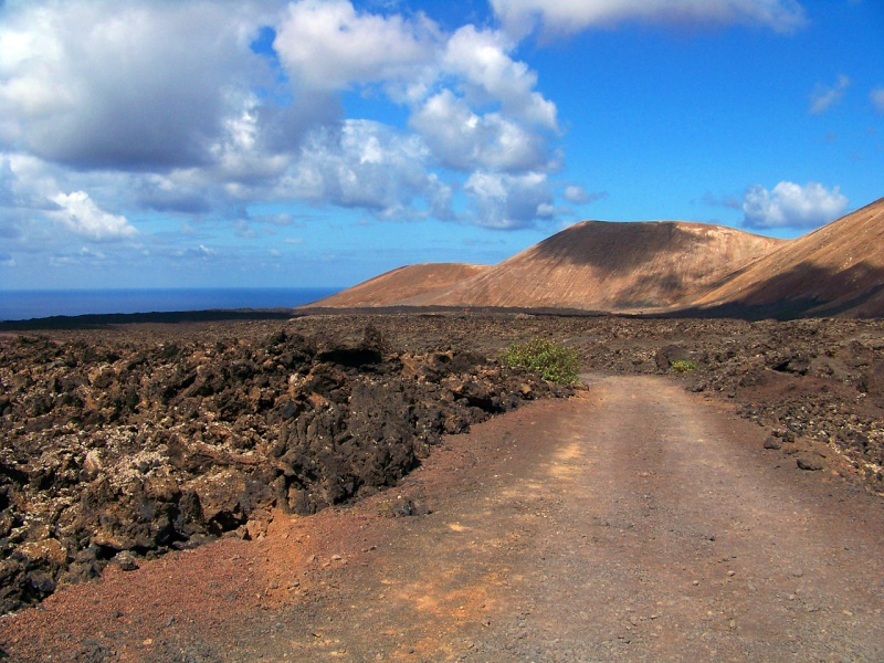 Voyage, voyage... à Lanzarote ! Volcan11