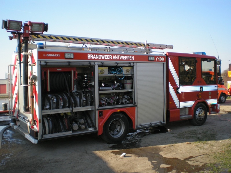 Exercices pompiers Anvers 21/03/09 P3210015