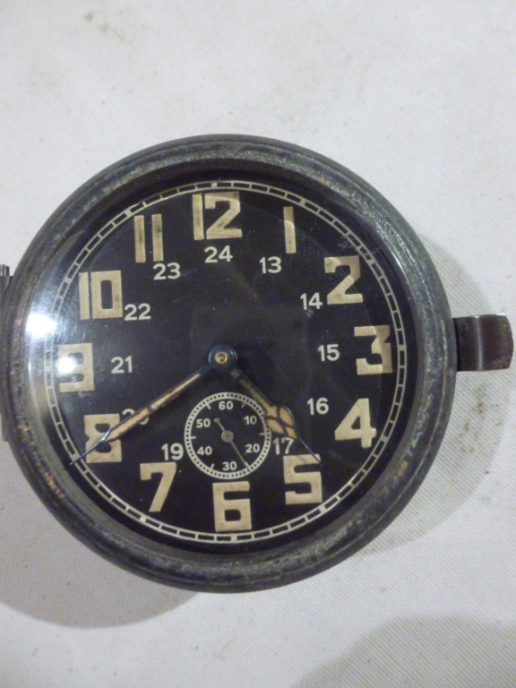 Les montres d'aéronef Type 20 de Zenith - Page 2 P1030026