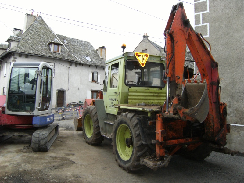 UNIMOG de Mercédès : c'est aussi un tracteur agricole! - Page 2 Aveyro11