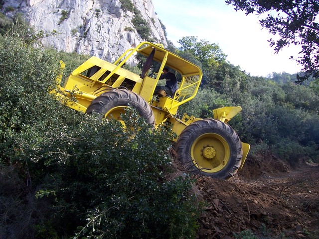 Tracteur et materiel FORESTIER Latili10