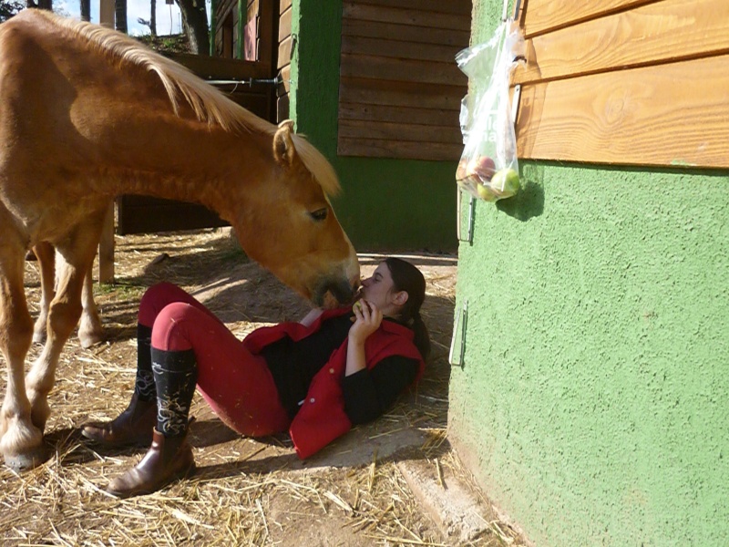 Myselie Kami et Bouba : des nouvelles du pays des avé - Page 8 P1080310