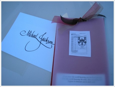 L'histoire de l'invitation réalisée pour les funérailles de Michael Jackson Invita14