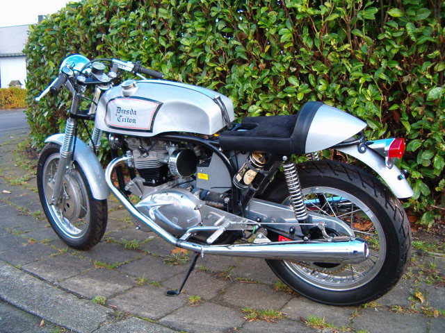 TRIUMPH RACER MORTEL Triton10