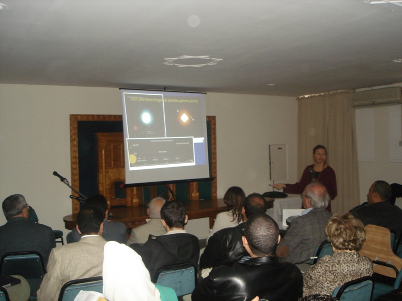 Les 10èmes Journées d'astronomie  Djerba 2008 - Page 2 Dsc04112