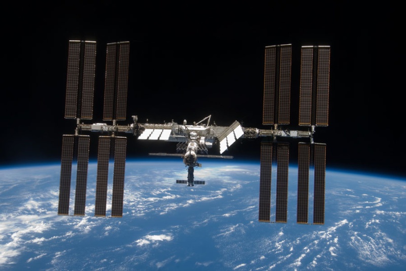 Lancement de la navette spatiale Discovery Iss_st10