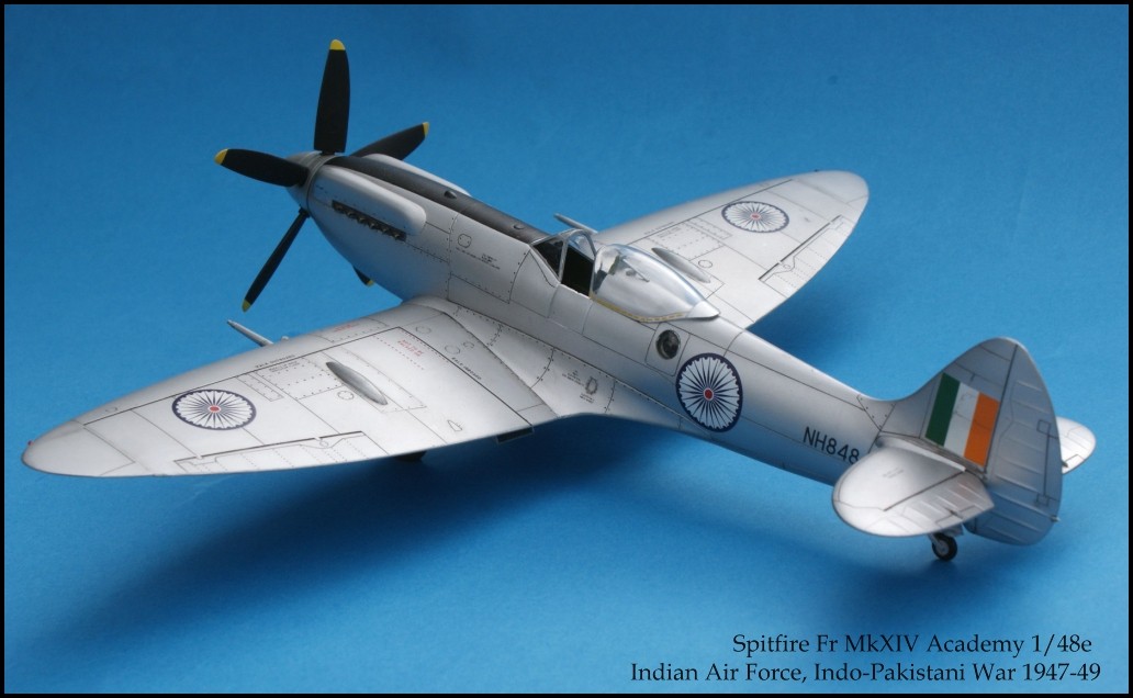 Indian Spitfire FR. MkXIV Academy 1/48e Dsc03114