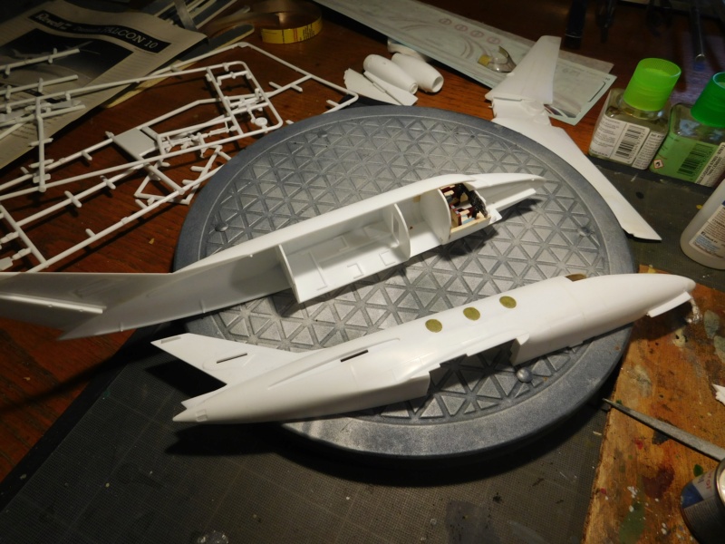 1/48 - Dassault Falcon 10 - Revell Dscn1827