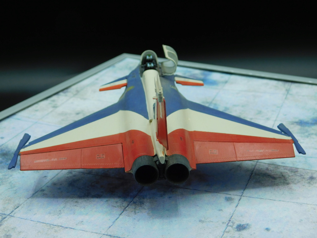 1/48 - Rafale B et C - Hobby boss Dscn2545